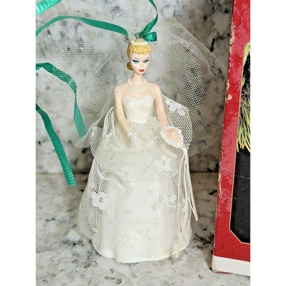 Hallmark "Wedding Day" Barbie Keepsake Ornament 1997 Vintage in Original Box - Picture 2 of 5
